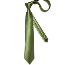 tie green