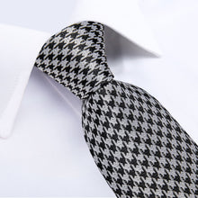 DiBanGu Black White Novelty Pattern Silk Mens Tie Hanky Cufflinks Set