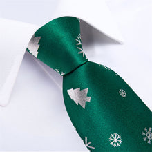 DiBanGu Christmas Silk Green White Snow Men's Tie Pocket Square Cufflinks Set