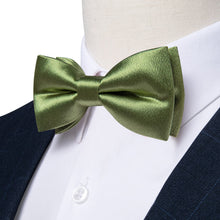 green bow tie