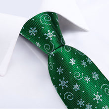 Christmas Snowflake Green Solid Men's Tie Handkerchief Cufflinks Clip Set