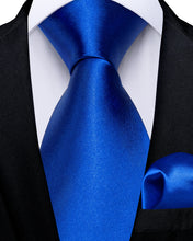 Blue Solid Men's Tie Handkerchief Set